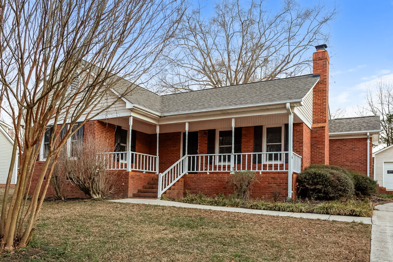 1,715/Mo, 925 Cameron Ct Monroe, NC 28112 Front View 2