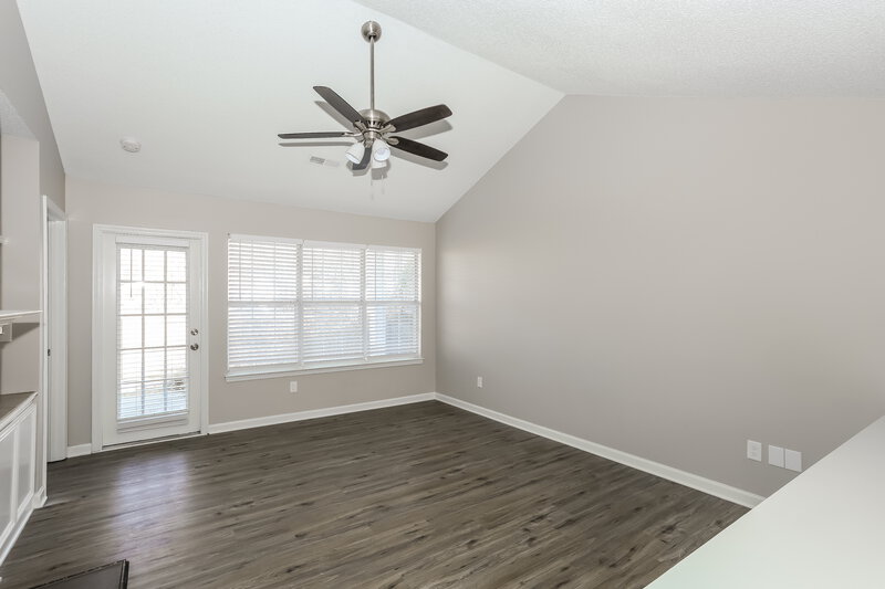 2,020/Mo, 301 Cedarcroft Drive Mooresville, NC 28115 Living Room View 3