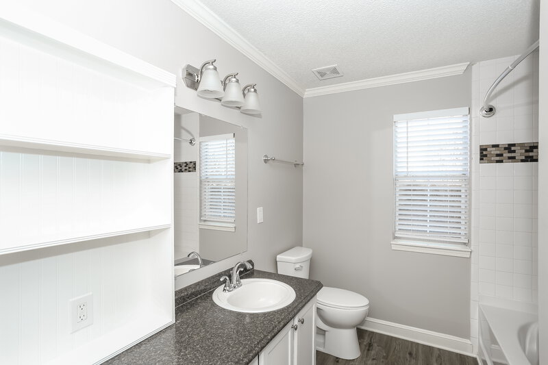 2,020/Mo, 301 Cedarcroft Drive Mooresville, NC 28115 Main Bathroom View