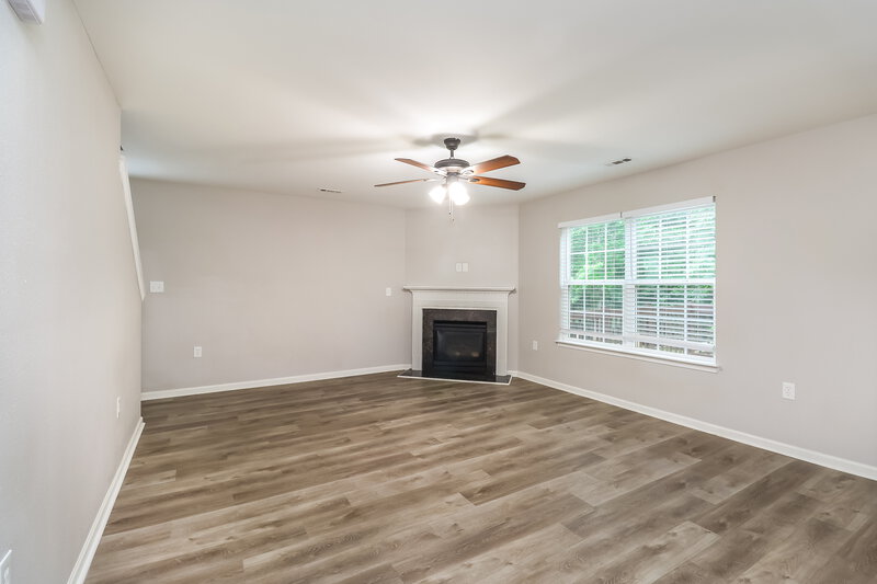 2,290/Mo, 4419 Austin Dekota Dr Charlotte, NC 28269 Living Room View
