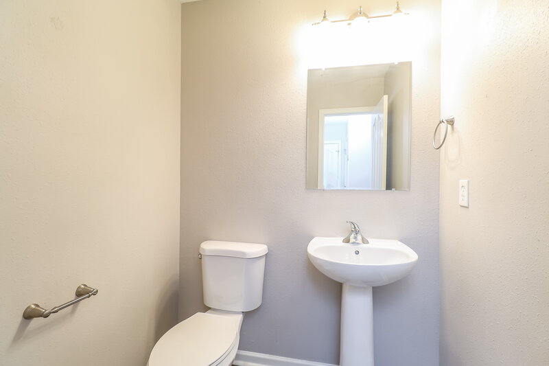 2,290/Mo, 4419 Austin Dekota Dr Charlotte, NC 28269 Powder Room View