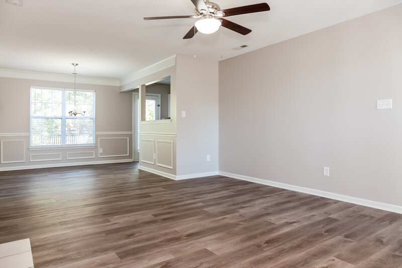 3,080/Mo, 14049 Southbridge Forest Charlotte, NC 28273 Living Room View 2