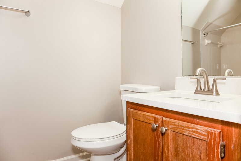 3,080/Mo, 14049 Southbridge Forest Charlotte, NC 28273 Bathroom View