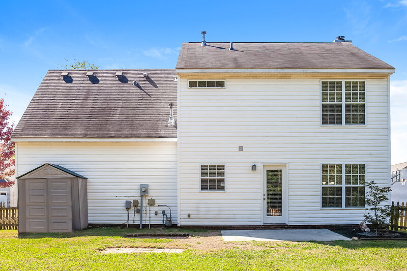 3,080/Mo, 14049 Southbridge Forest Charlotte, NC 28273 Rear View
