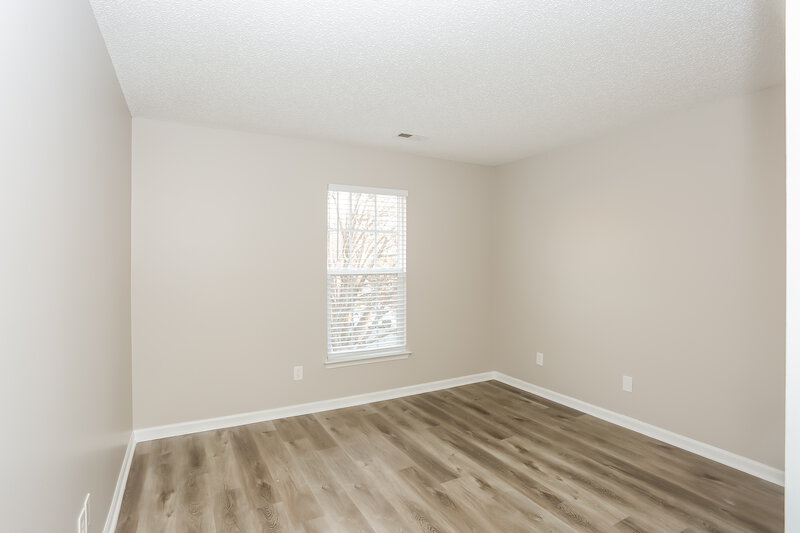 2,690/Mo, 11437 Silverfield Ln Charlotte, NC 28215 Bedroom View 3