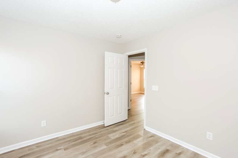 2,690/Mo, 11437 Silverfield Ln Charlotte, NC 28215 Bedroom View 5