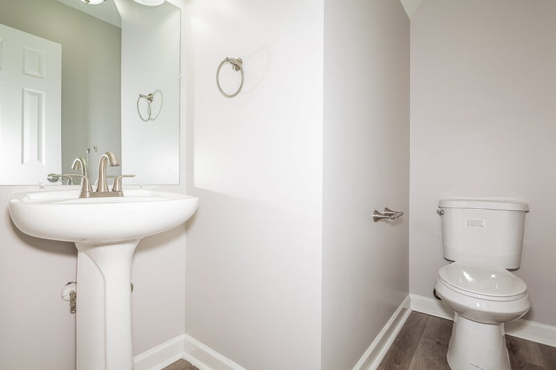 2,195/Mo, 10512 Wilson Glen Dr Charlotte, NC 28214 Bathroom View 2