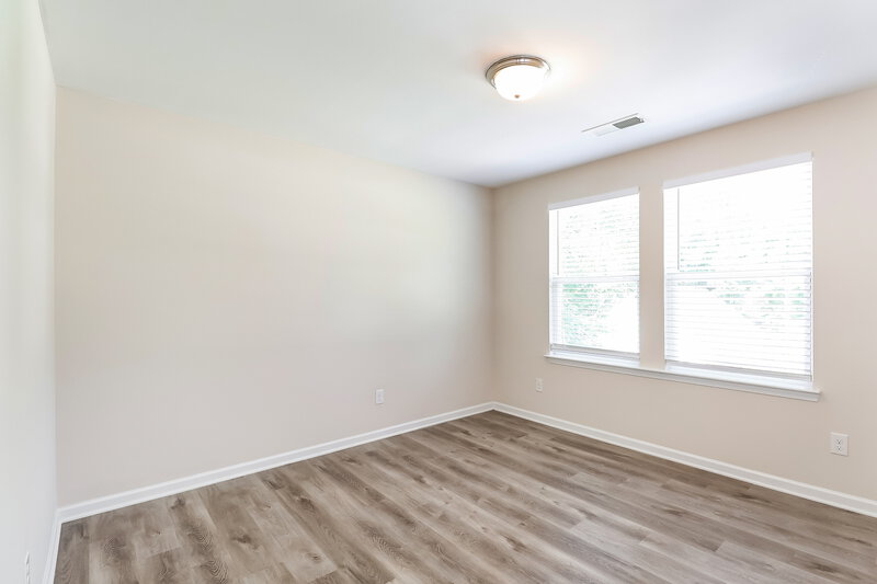 2,285/Mo, 7810 Shadow Lawn Rd Charlotte, NC 28269 Bedroom View