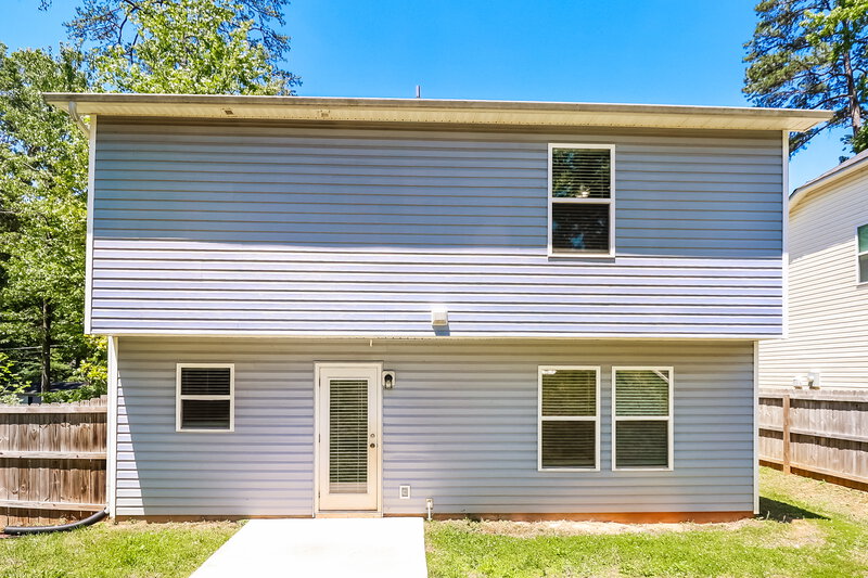 2,285/Mo, 7810 Shadow Lawn Rd Charlotte, NC 28269 Rear View