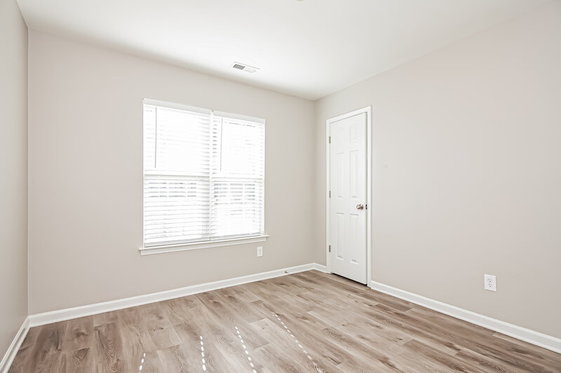 1,905/Mo, 7919 Ebony Rd Charlotte, NC 28216 Bedroom View 3