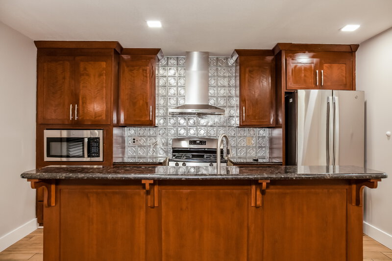 1,890/Mo, 320 Pamela St Gastonia, NC 28054 Kitchen View