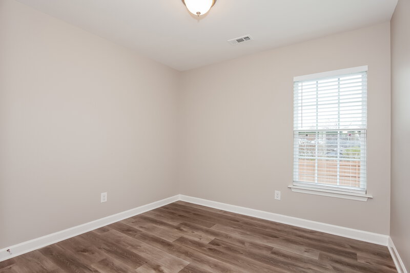 2,000/Mo, 4709 Brewer Dr Charlotte, NC 28208 Bedroom View 4