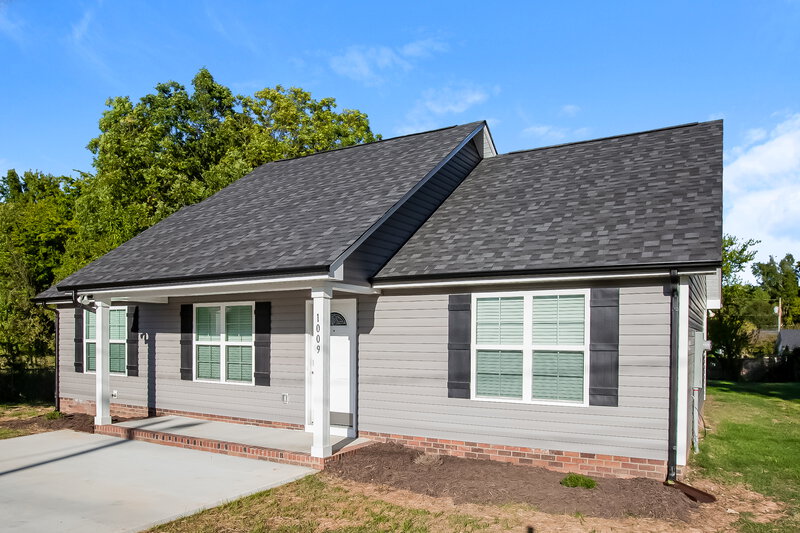 2,500/Mo, 1009 S Ridge Ave Kannapolis, NC 28083 Front View