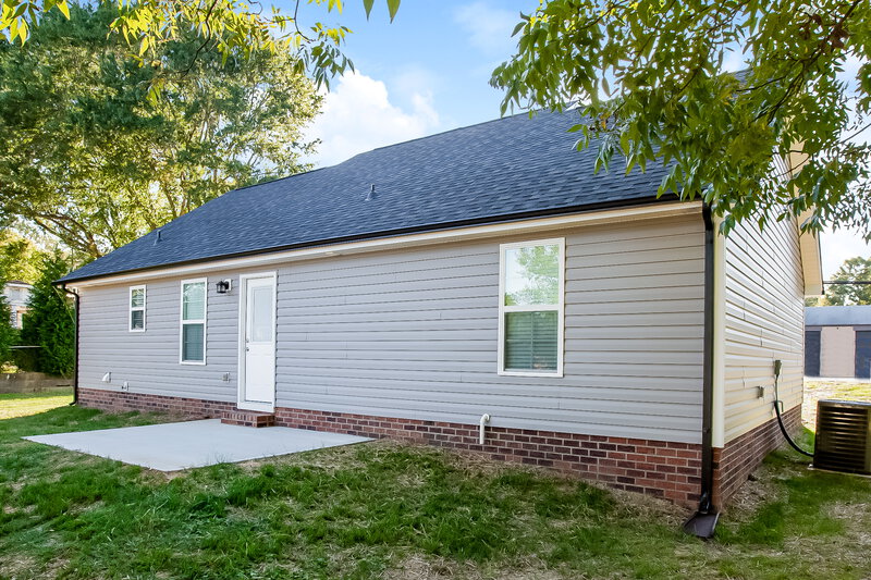 2,500/Mo, 1009 S Ridge Ave Kannapolis, NC 28083 Rear View