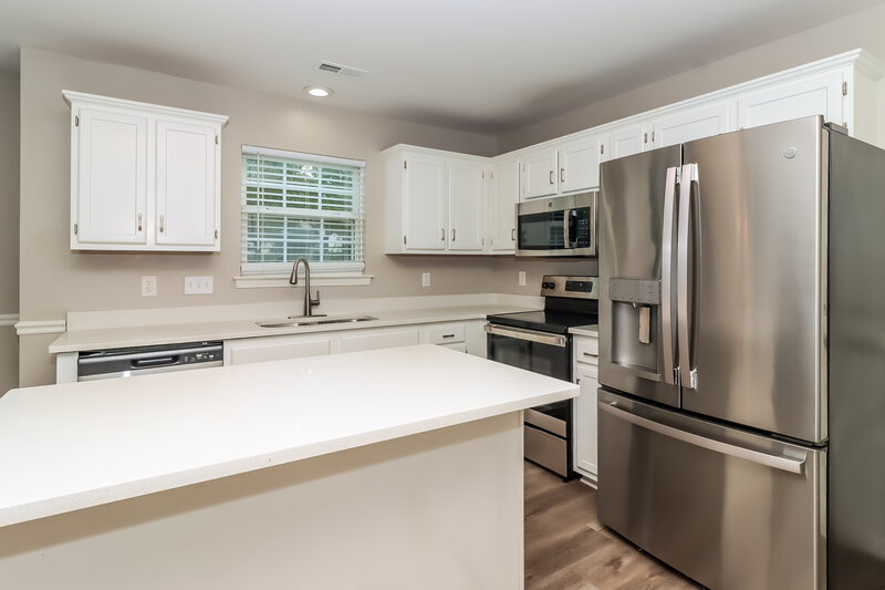2,265/Mo, 2432 Acadia Ct Kannapolis, NC 28083 Kitchen View 2