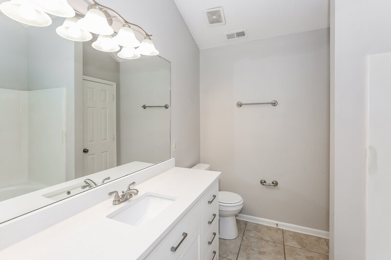 1,795/Mo, 1112 Piney Church Rd Concord, NC 28025 Main Bathroom View