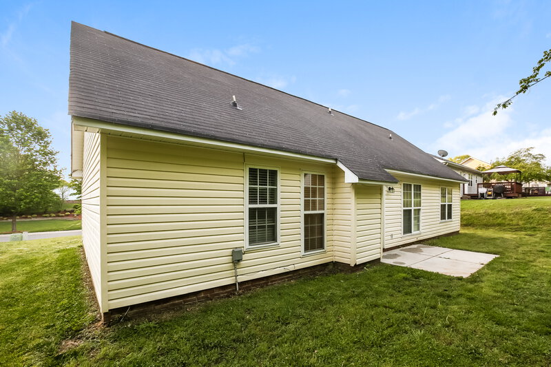 1,795/Mo, 1112 Piney Church Rd Concord, NC 28025 Rear View 2