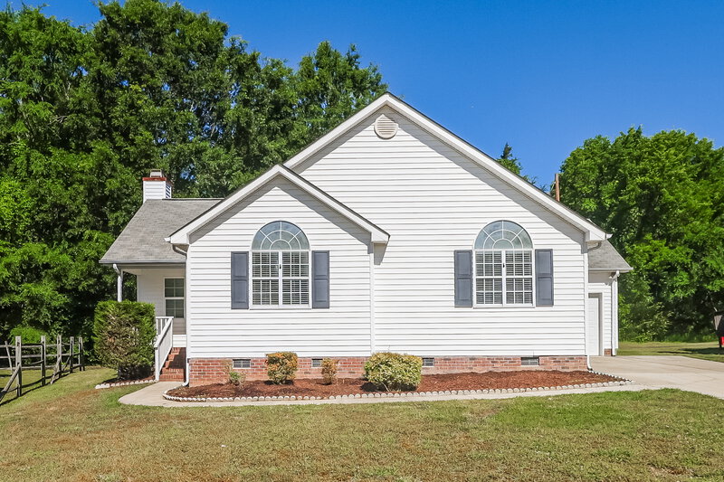 1,960/Mo, 380 Canter Ct Nw Concord, NC 28027 Front View
