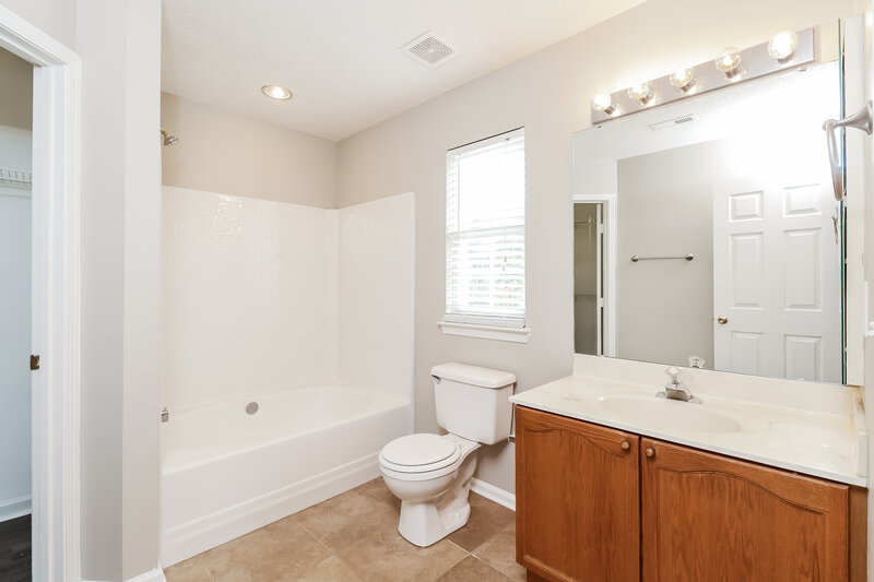 1,790/Mo, 5527 Whispering Wind Ln Indian Trail, NC 28079 Main Bathroom View