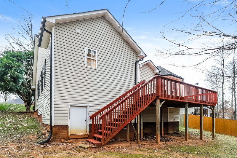 1,690/Mo, 2321 Wednesbury Ct Kannapolis, NC 28083 Rear View
