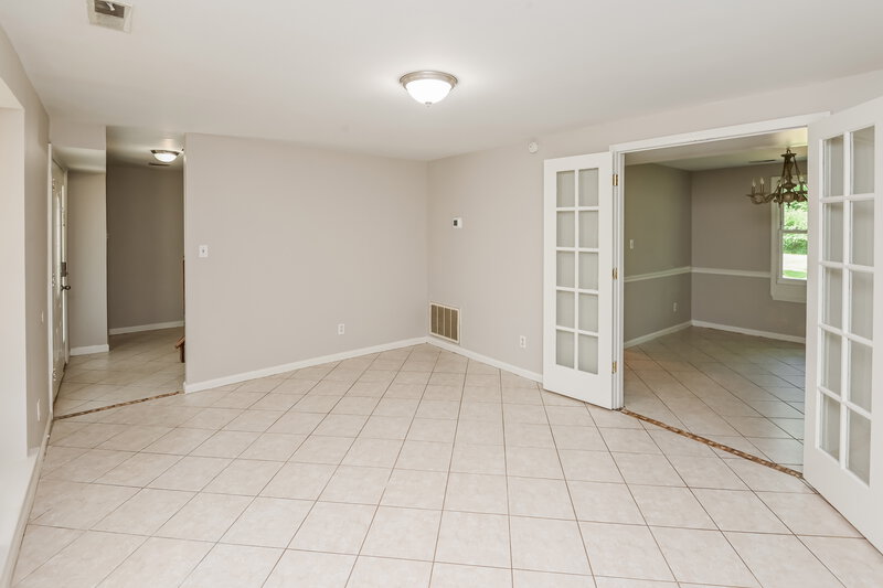 2,235/Mo, 3204 Old House Circle Matthews, NC 28105 Living Room View 2