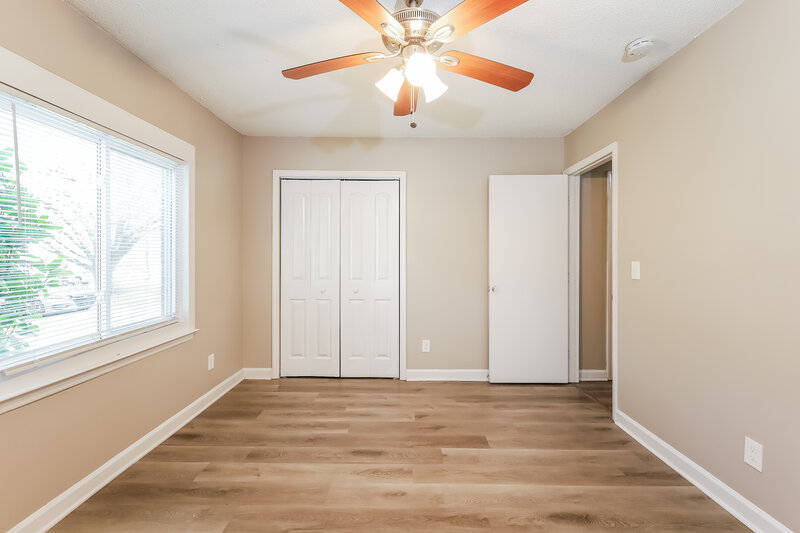 1,675/Mo, 7608 Morgense Pl Charlotte, NC 28212 Main Bedroom View 2