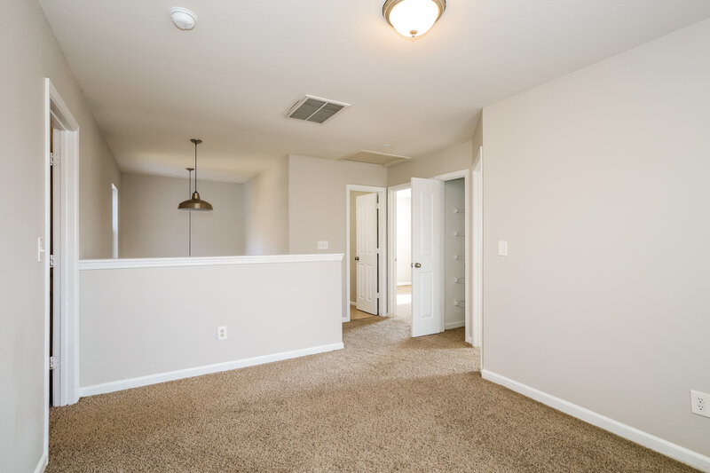 2,730/Mo, 5820 Wallace Ave Charlotte, NC 28212 Den View