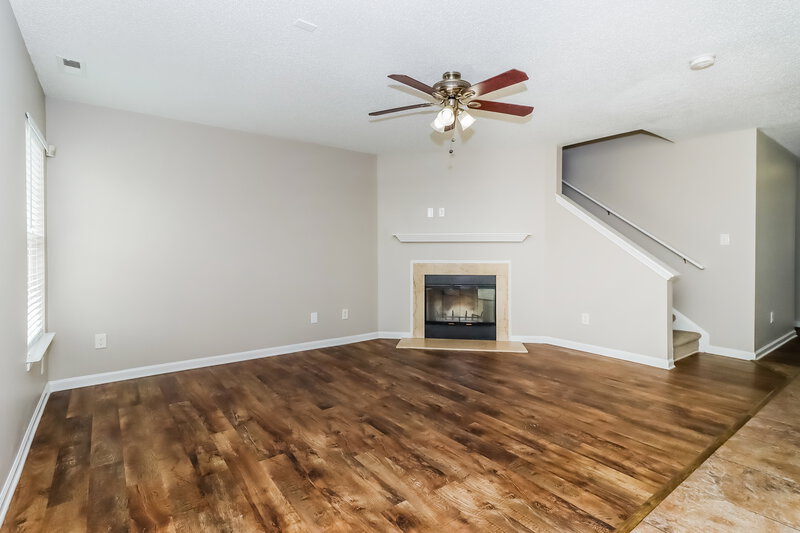 2,035/Mo, 2203 Pimpernel Rd Charlotte, NC 28213 Living Room View