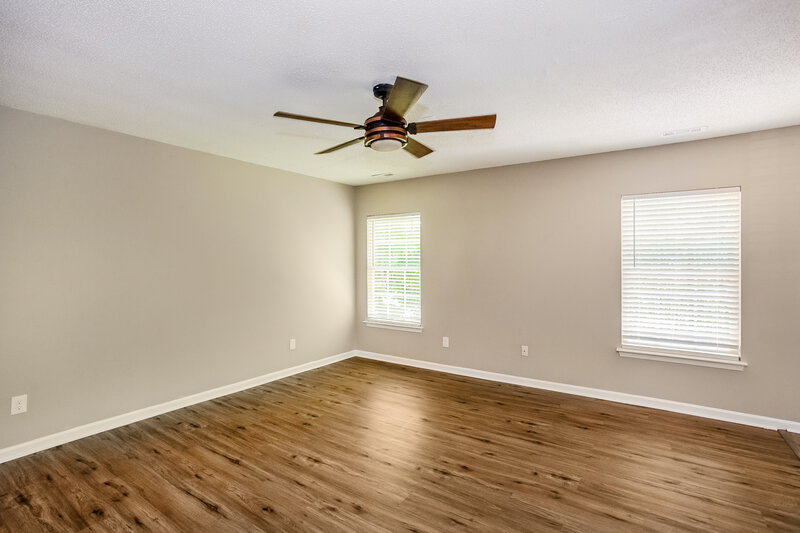2,060/Mo, 10555 Katie Creek Ct Charlotte, NC 28213 Living Room View