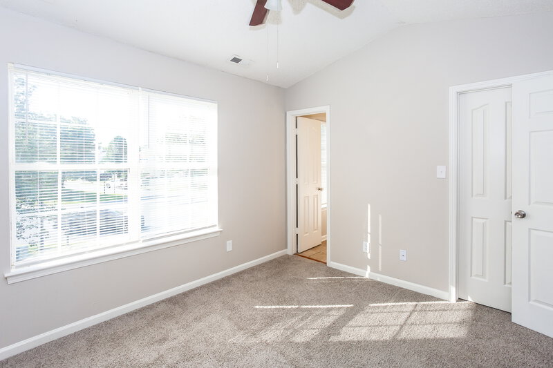 1,945/Mo, 1431 Nature Pl Charlotte, NC 28214 Misc View 6