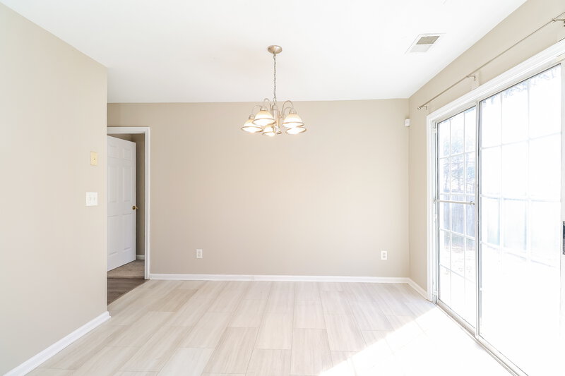 1,930/Mo, 7019 Indian Ridge Ln Charlotte, NC 28214 Dining Room View