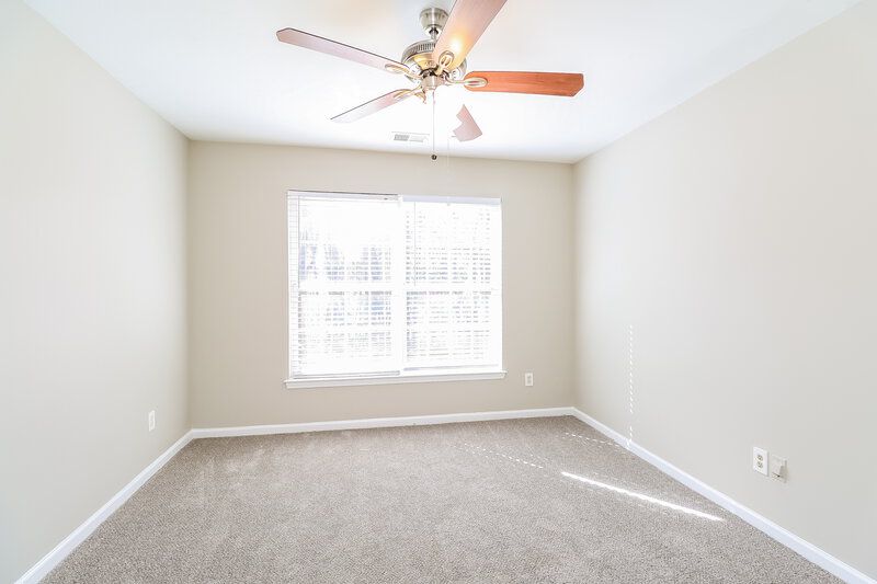 1,930/Mo, 7019 Indian Ridge Ln Charlotte, NC 28214 Main Bedroom View