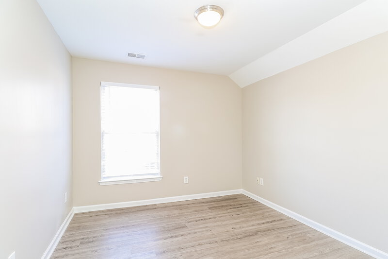 1,930/Mo, 7019 Indian Ridge Ln Charlotte, NC 28214 Bedroom View 2