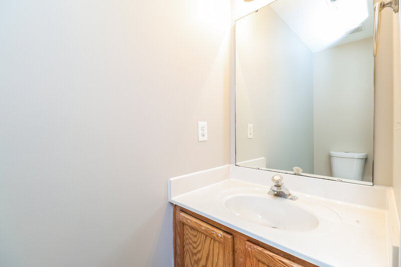 1,930/Mo, 7019 Indian Ridge Ln Charlotte, NC 28214 Powder Room View
