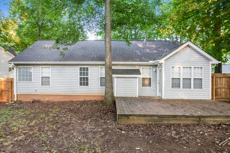 1,970/Mo, 4006 Craven Hill Dr Charlotte, NC 28216 Rear View