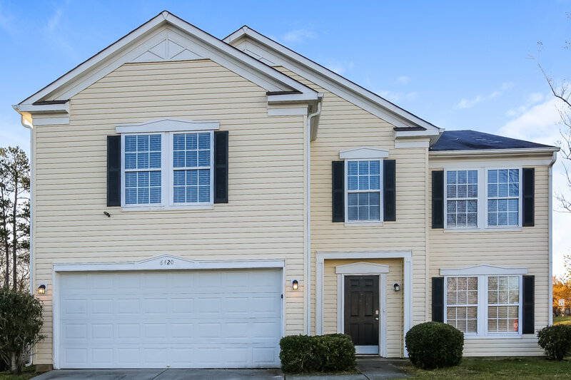 2,050/Mo, 6420 Dillard Ridge Dr Charlotte, NC 28216 External View