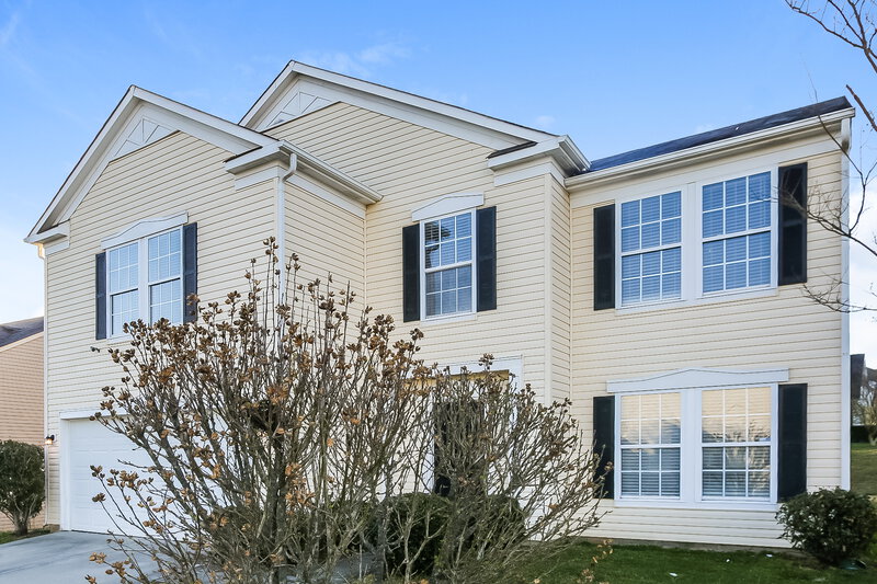 2,050/Mo, 6420 Dillard Ridge Dr Charlotte, NC 28216 Front View 2