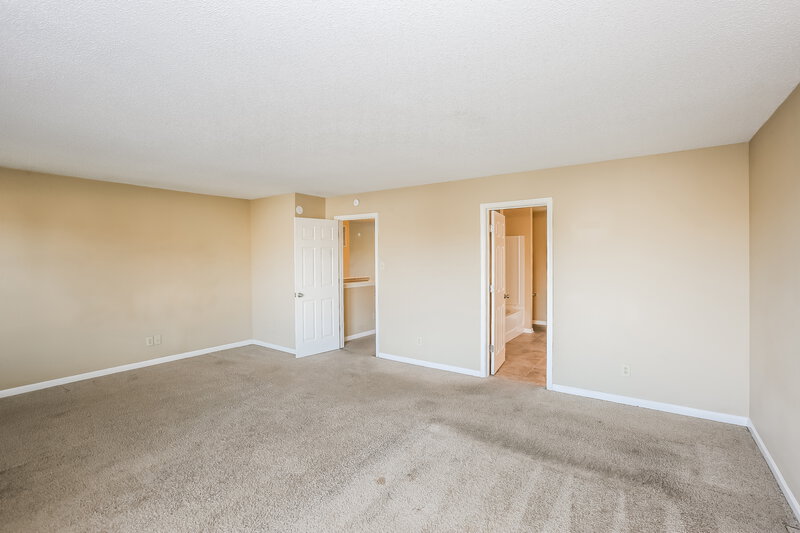 2,050/Mo, 6420 Dillard Ridge Dr Charlotte, NC 28216 Main Bedroom View