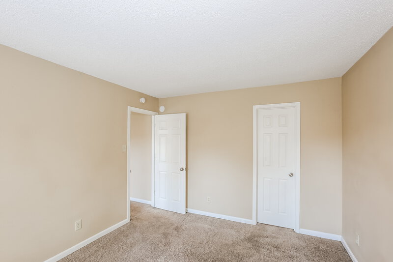 2,050/Mo, 6420 Dillard Ridge Dr Charlotte, NC 28216 Bedroom View 4