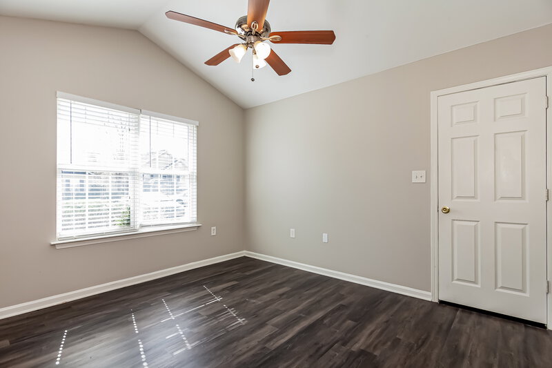 1,790/Mo, 1315 Braveheart Ln Charlotte, NC 28216 Main Bedroom View 2