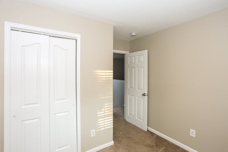 1,800/Mo, 6728 Commack Dr Charlotte, NC 28216 Bedroom View 3