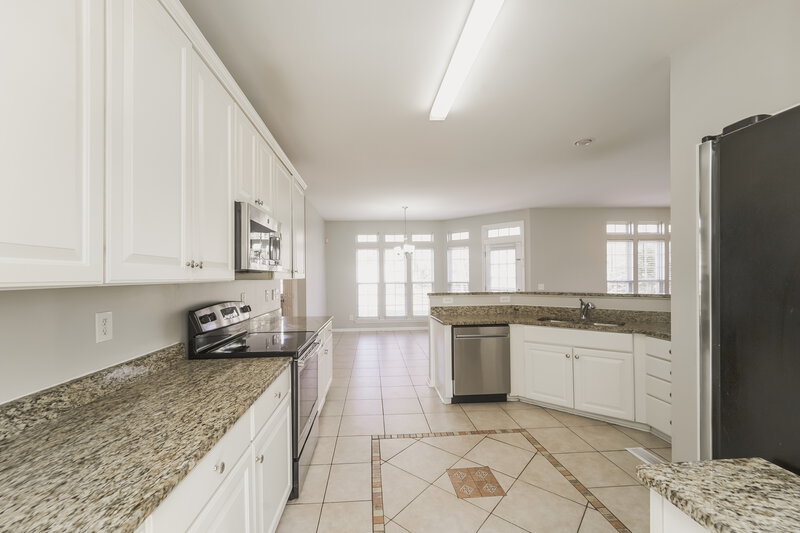 2,705/Mo, 3826 Green Pasture Rd Charlotte, NC 28269 Kitchen View 2
