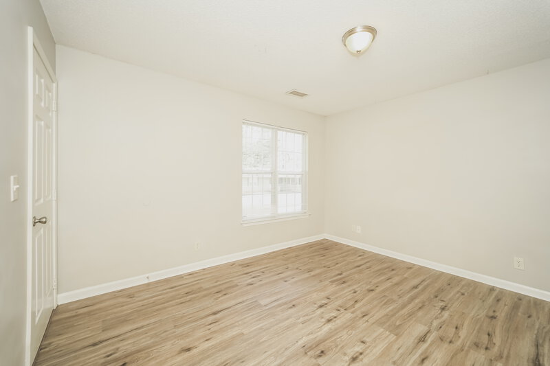 1,585/Mo, 5625 Patton St Charlotte, NC 28269 Main Bedroom View 2