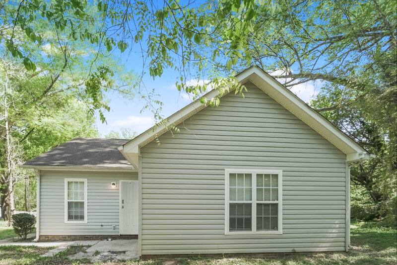 1,585/Mo, 5625 Patton St Charlotte, NC 28269 Rear View