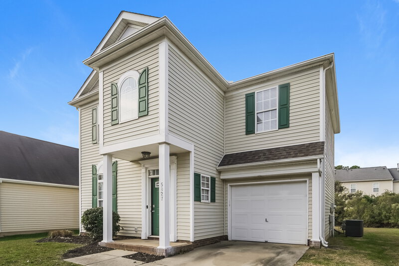 1,905/Mo, 5827 Waverly Lynn Ln Charlotte, NC 28269 Misc View