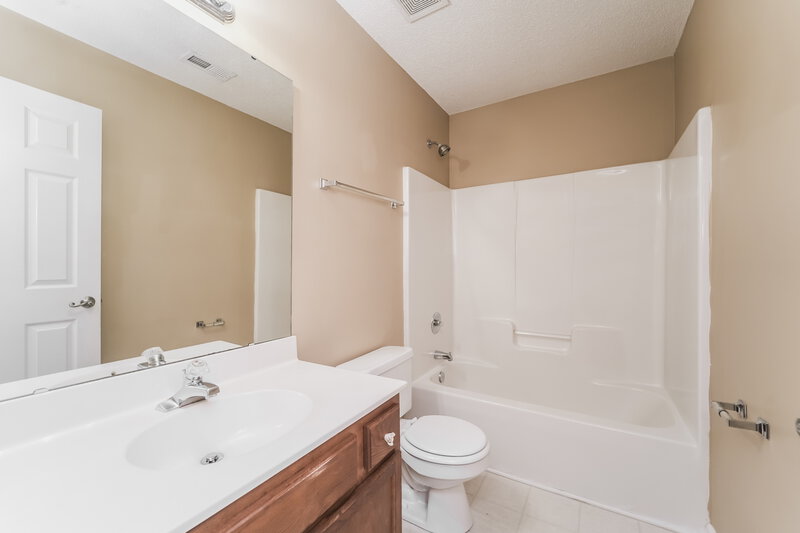 1,905/Mo, 5827 Waverly Lynn Ln Charlotte, NC 28269 Misc View 13