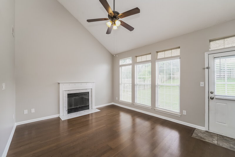 1,920/Mo, 8417 Redstone View Dr Charlotte, NC 28269 Living Room View