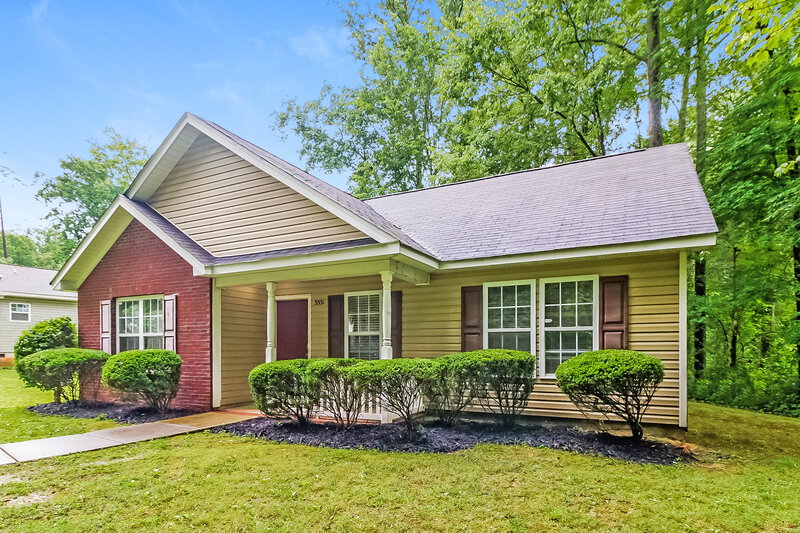 1,905/Mo, 3531 Lake Rd Charlotte, NC 28269 Front View 2