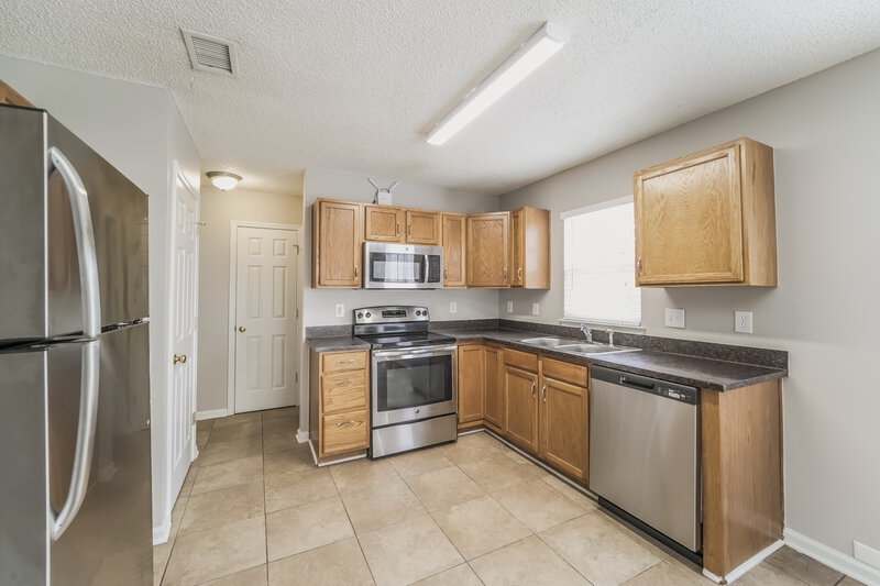 1,765/Mo, 5128 Deerton Rd Charlotte, NC 28269 Kitchen View