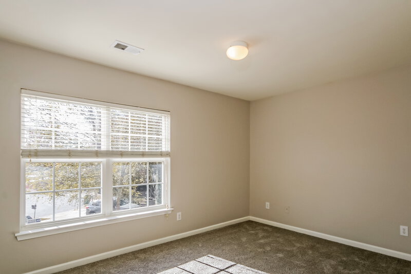 2,090/Mo, 10621 Mountain Springs Dr Charlotte, NC 28278 Bedroom View 3